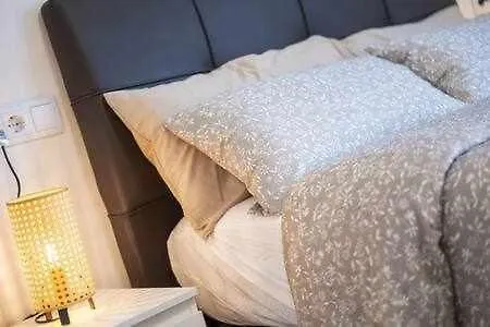 Atico Con Terraza Y Barbacoa Costa Vut4708as Lägenhet Gijón