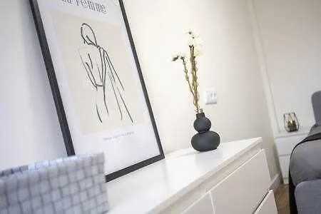 Atico Con Terraza Y Barbacoa Costa Vut4708as * Gijón